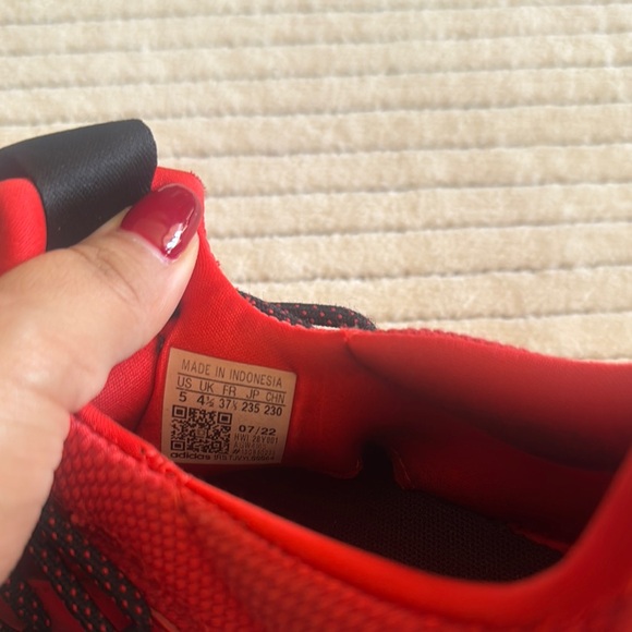 Adidas Kids Red Sneakers - Picture 5 of 6